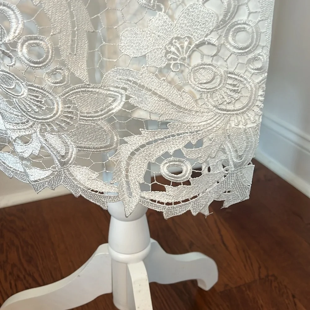 White Lace size 8 Likely women’s Dress - Picture 8 of 11